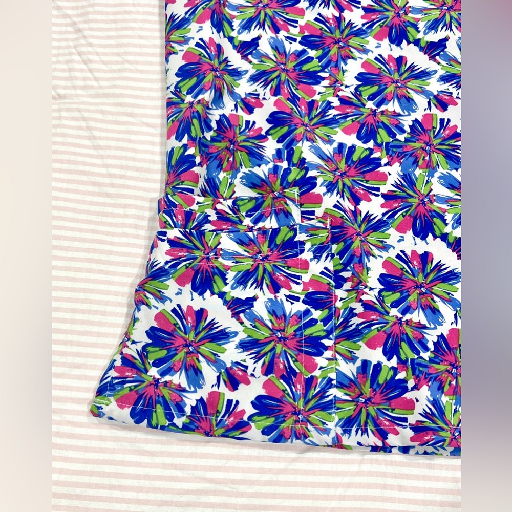 Medium Scrub top - Picture 4 of 6